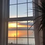 Anns Sea View Apartmán *